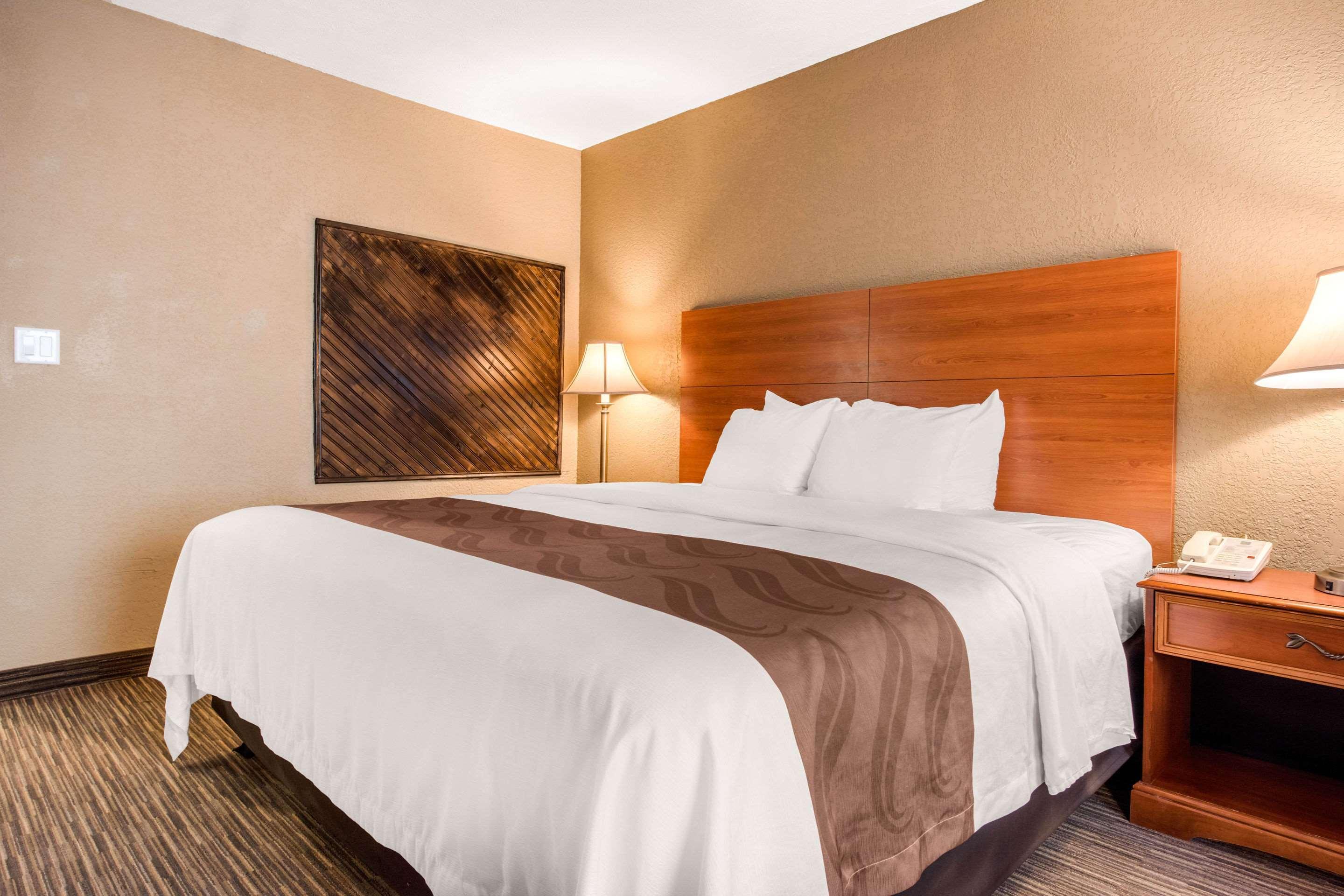 Quality Inn & Suites New Castle Exterior foto