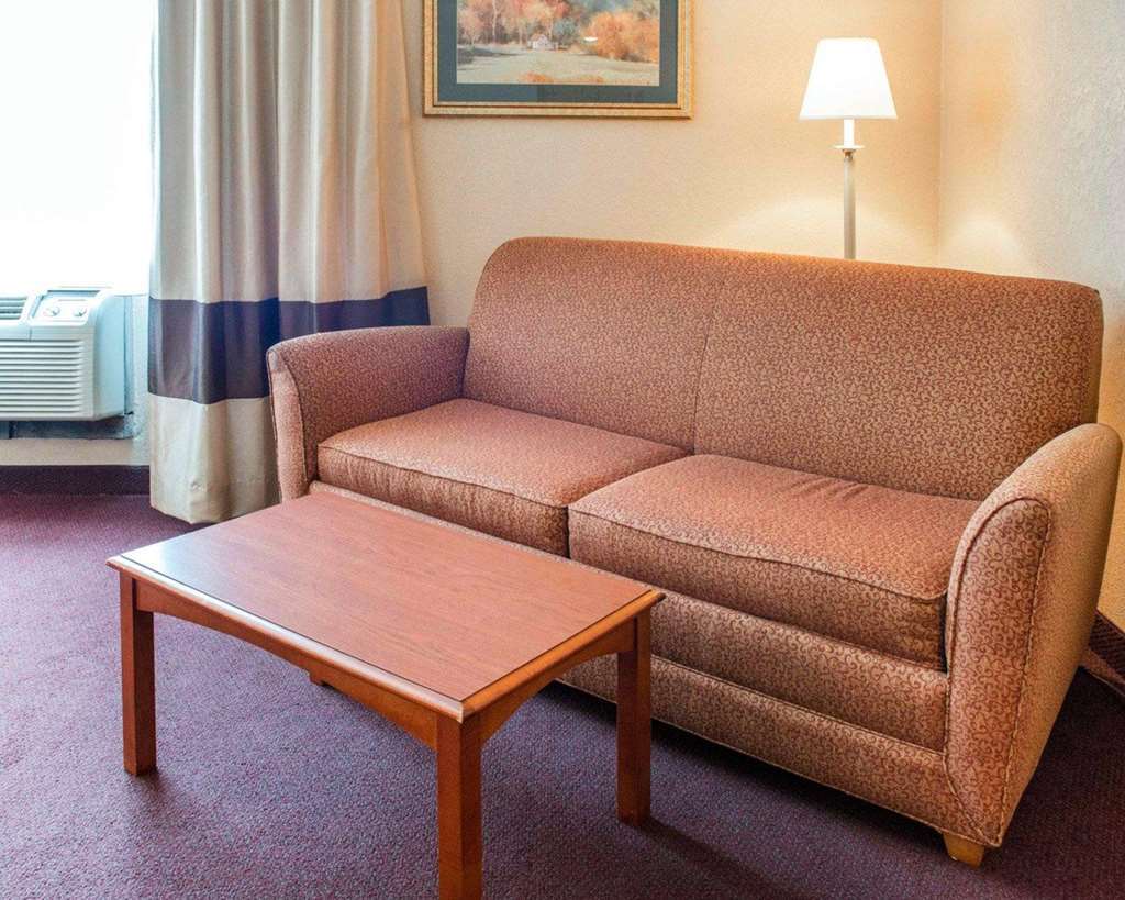 Quality Inn & Suites New Castle Quarto foto