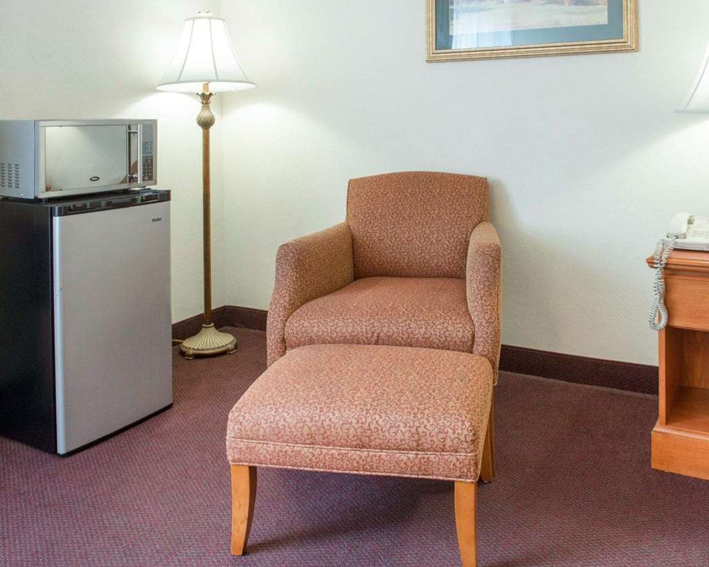 Quality Inn & Suites New Castle Quarto foto